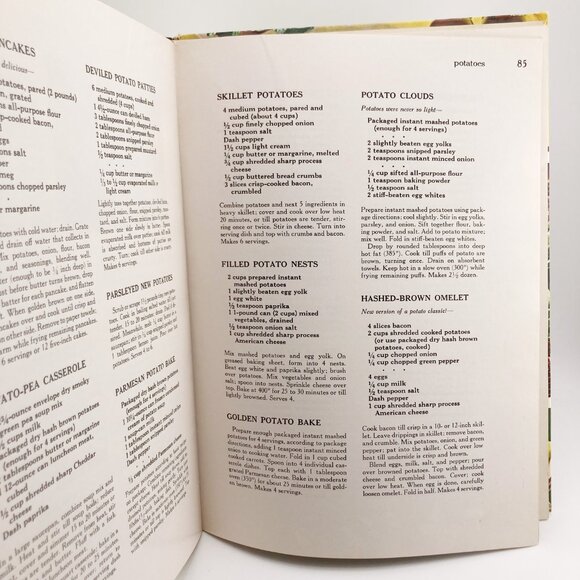 BETTER HOMES & GARDENS Vegetable Cookbook ~ Vintage 1950s 1960s recipes book - Picture 11 of 16